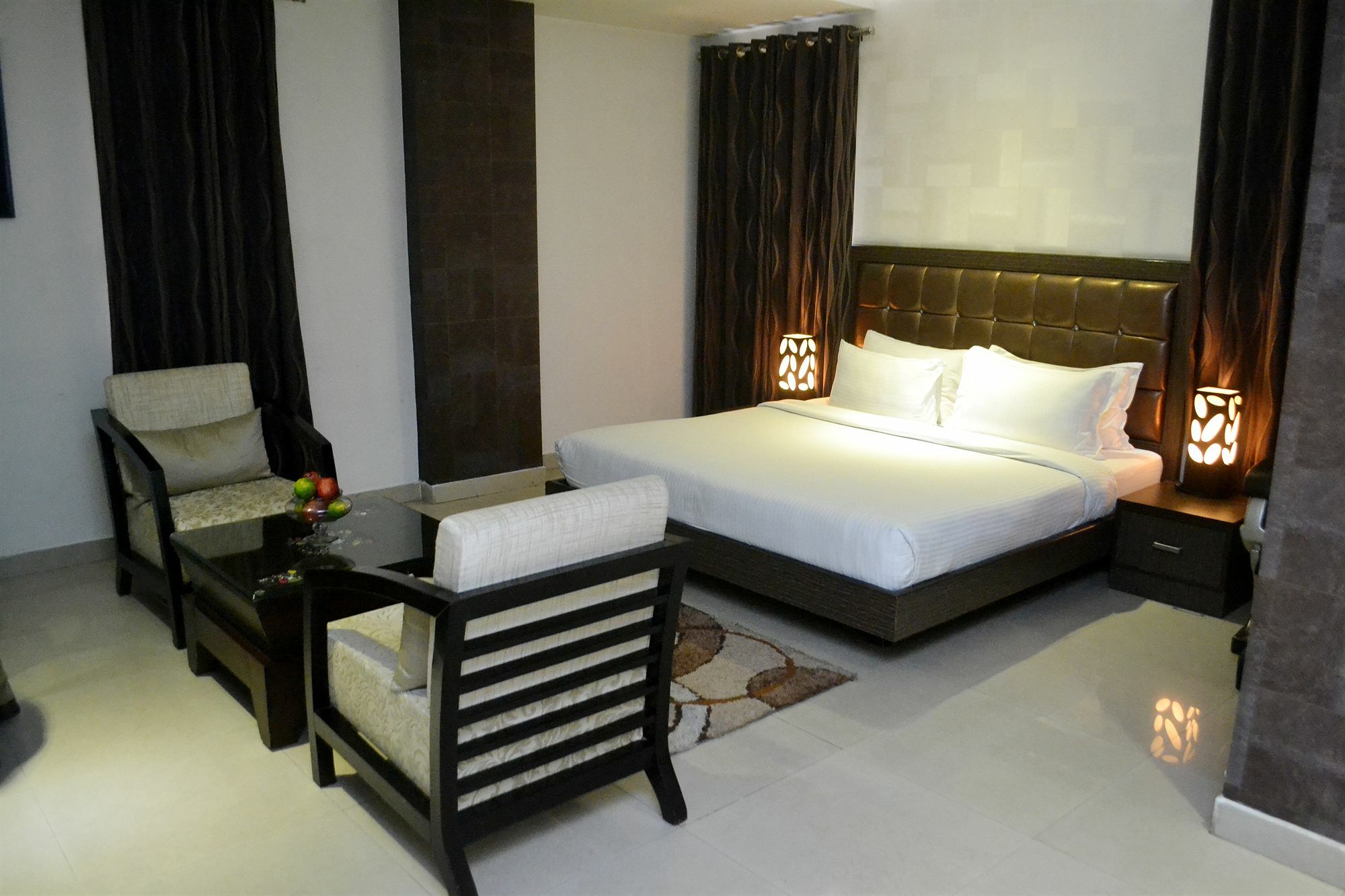 Genx Le Crescent Ghaziabad Hotel Luaran gambar
