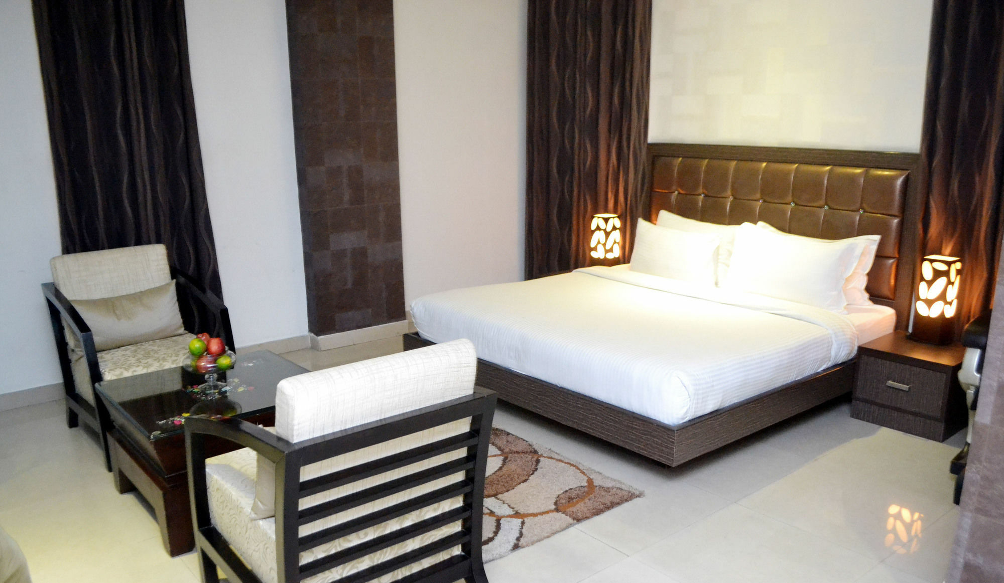 Genx Le Crescent Ghaziabad Hotel Luaran gambar