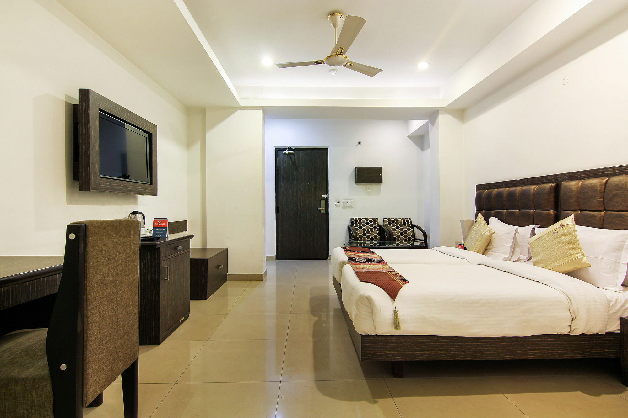 Genx Le Crescent Ghaziabad Hotel Luaran gambar